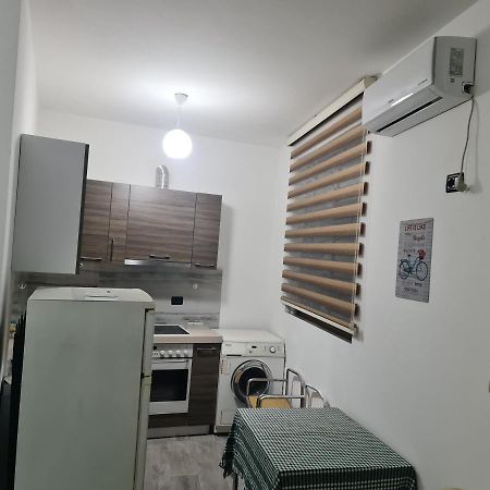 Deja Blue Guest House Vlore Bagian luar foto